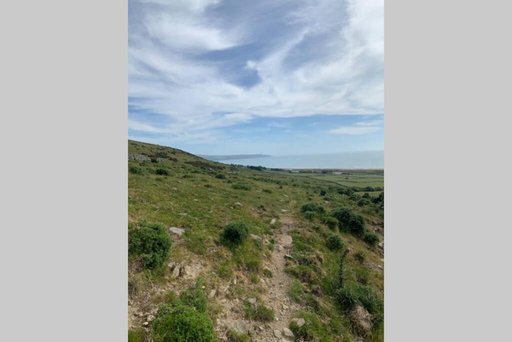 Lle Mary - Beautiful Views, Hot Tub, Secluded, Dog Welcome, Barmouth Llanddwywe 外观 照片